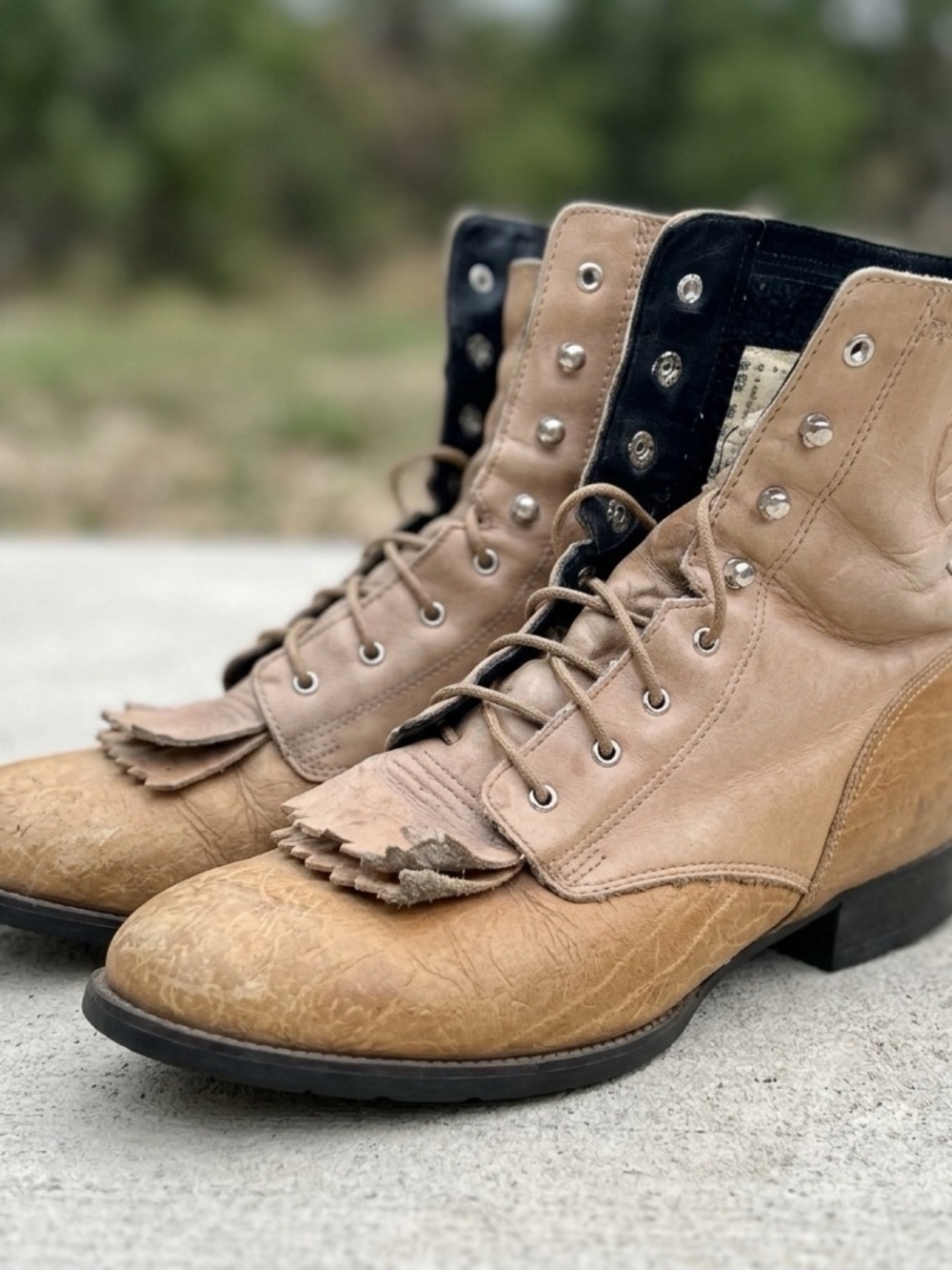 Ariat Lace-Up Roper Boots - Picture 1 of 2